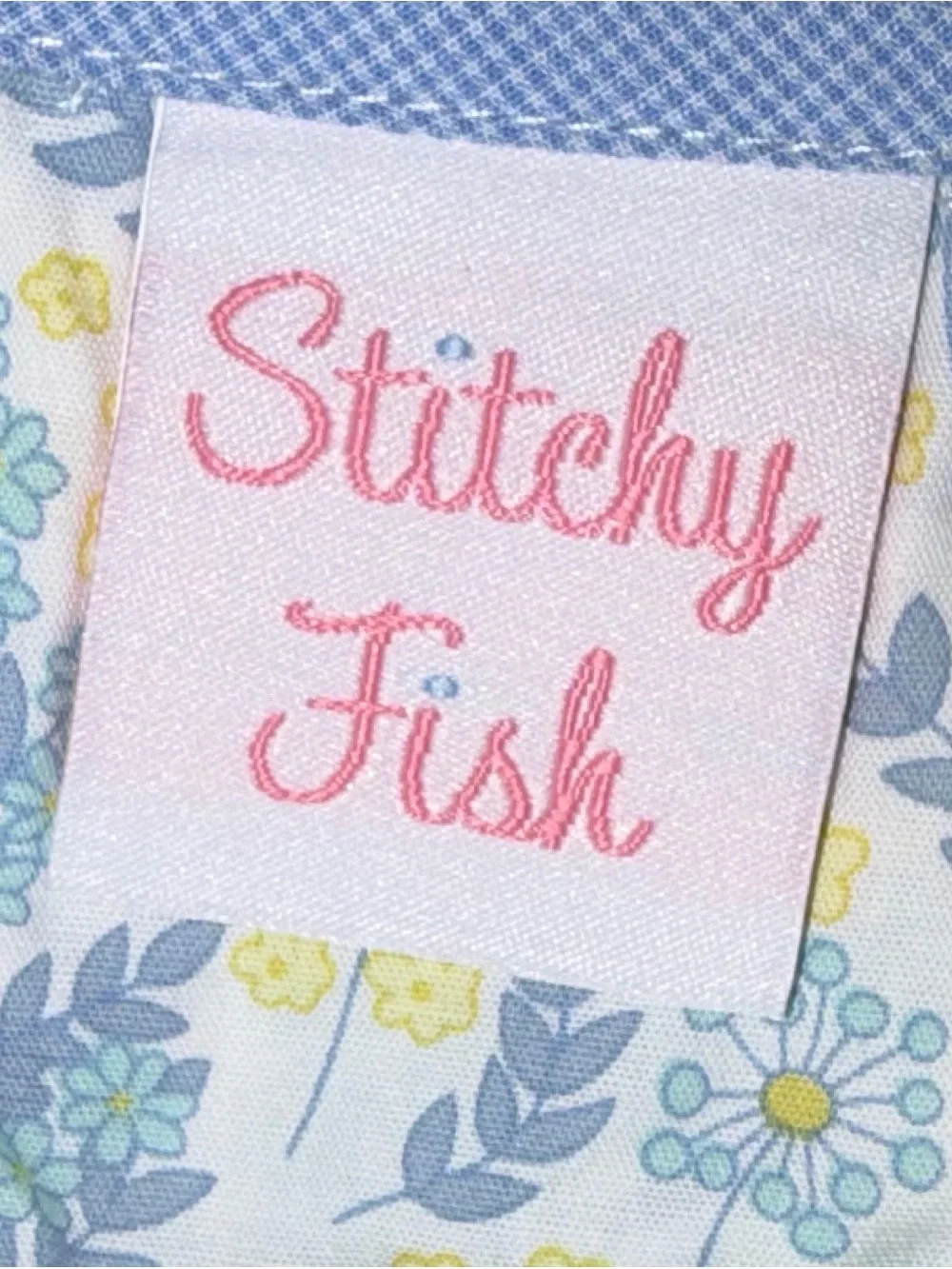 Stitchy Fish floral smocked & Embroidered 2 pc shorts set sz 2T NWT